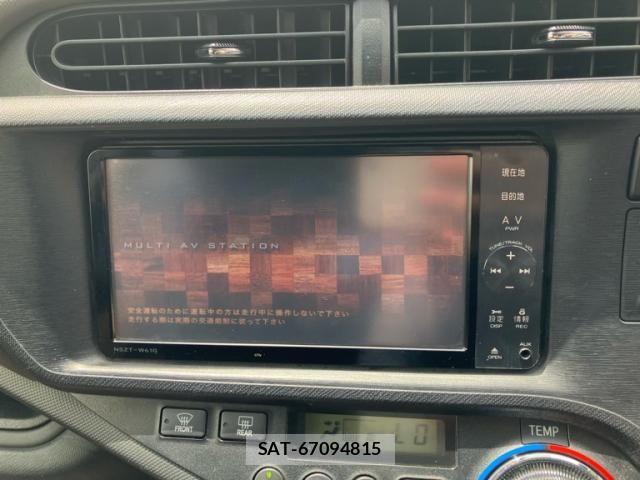 Toyota AQUA 2012-03 7214672-22