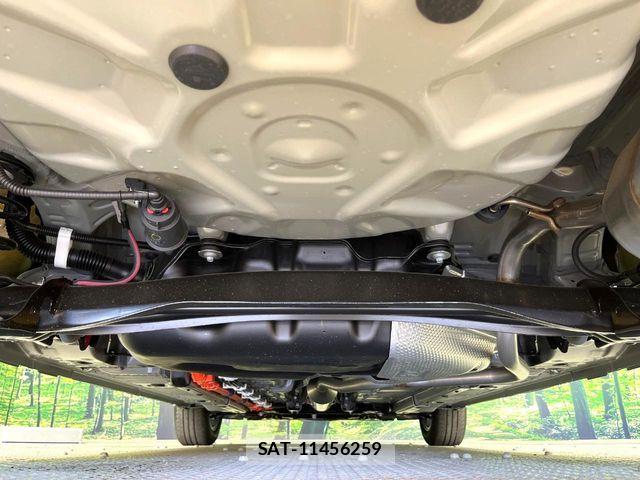 Toyota AQUA 2026-03 7214880-18