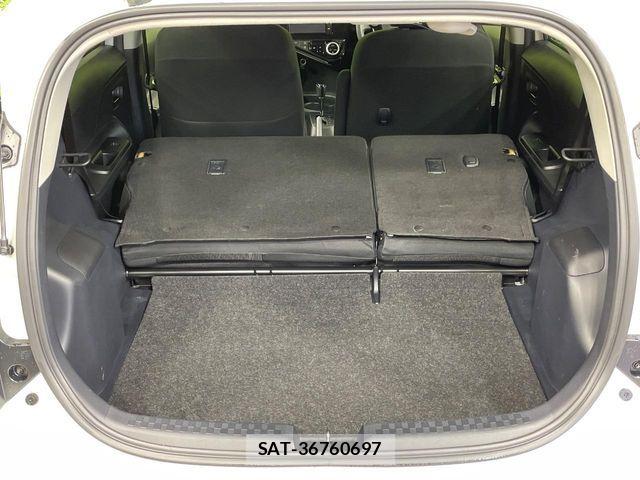 Toyota AQUA 2018-02 7214796-9