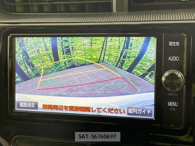 Toyota AQUA 2018-02 7214796-3