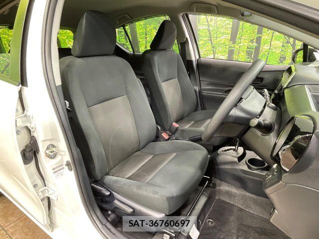 Toyota AQUA 2018-02 7214796-7
