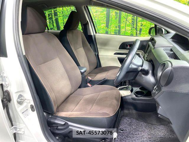Toyota AQUA 2013-07 7249796-9