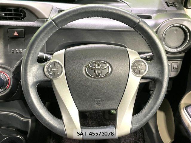 Toyota AQUA 2013-07 7249796-12