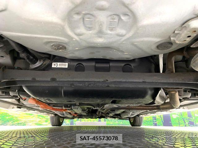 Toyota AQUA 2013-07 7249796-18