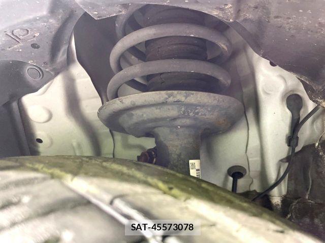 Toyota AQUA 2013-07 7249796-19