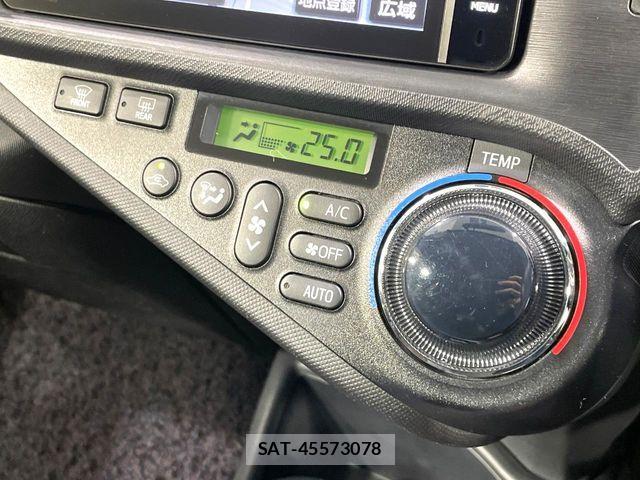 Toyota AQUA 2013-07 7249796-7