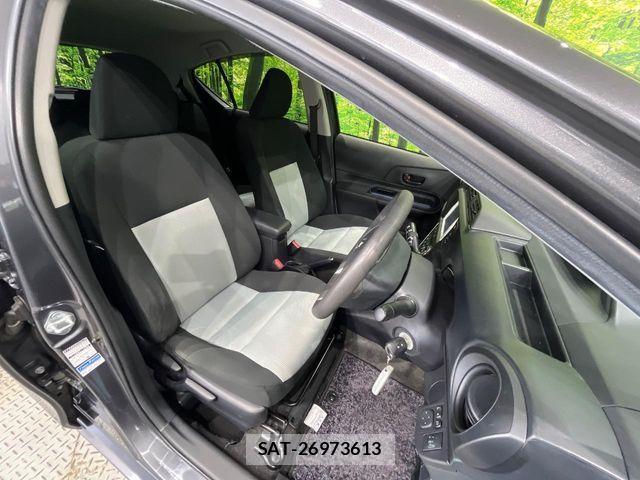 Toyota AQUA 2013-12 7249801-7
