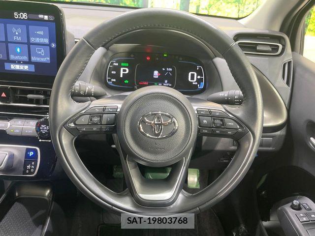 Toyota AQUA 2025-08 7249785-10