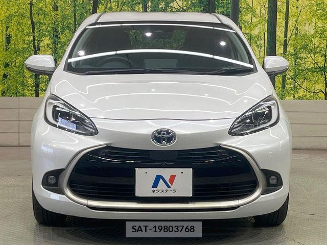 Toyota AQUA 2025-08 7249785-13