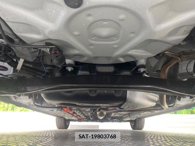 Toyota AQUA 2025-08 7249785-18