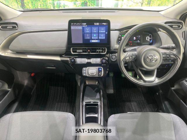 Toyota AQUA 2025-08 7249785-1