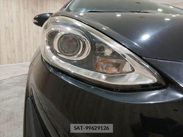 Toyota AQUA 2019-01 7249577-20
