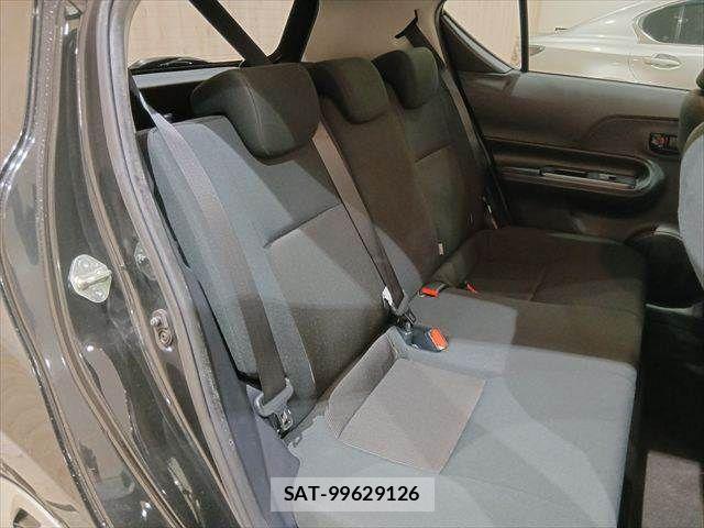 Toyota AQUA 2019-01 7249577-7