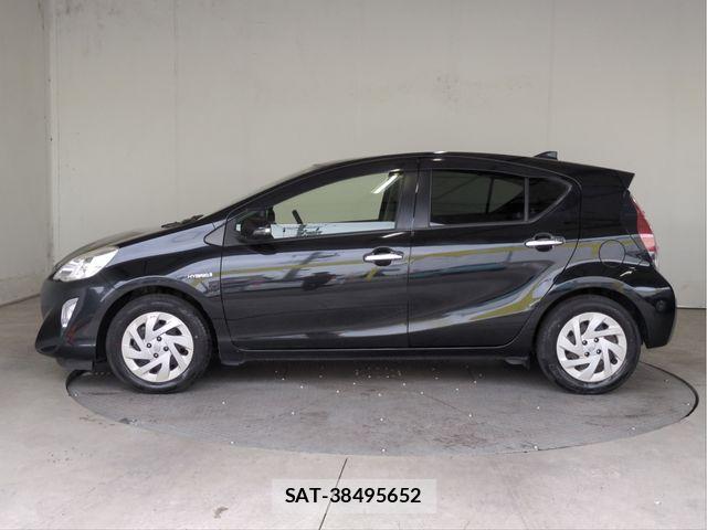 Toyota AQUA 2016-09 7249576-21