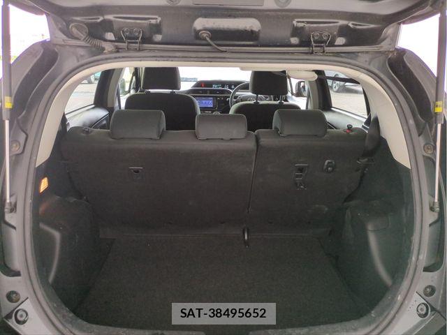 Toyota AQUA 2016-09 7249576-6