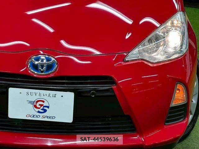 Toyota AQUA 2013-10 7249574-14