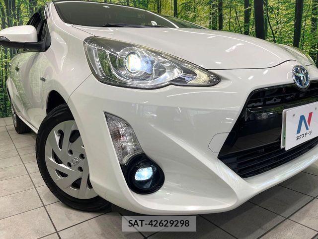 Toyota AQUA 2017-02 7249575-11
