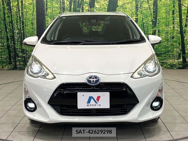 Toyota AQUA 2017-02 7249575-13