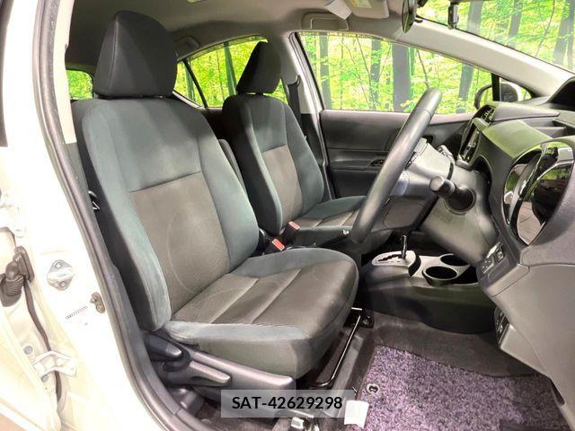 Toyota AQUA 2017-02 7249575-7