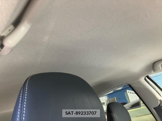 Toyota AQUA 2014-06 7249800-11