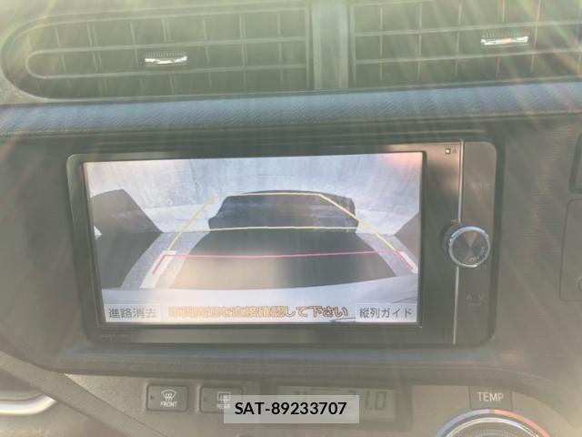 Toyota AQUA 2014-06 7249800-18