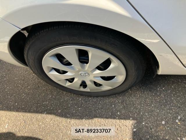 Toyota AQUA 2014-06 7249800-6
