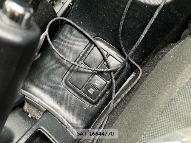 Toyota AQUA 2019-06 7249805-20