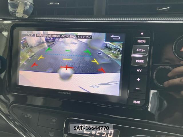 Toyota AQUA 2019-06 7249805-21