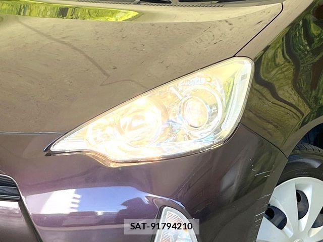 Toyota AQUA 2014-08 7249795-11