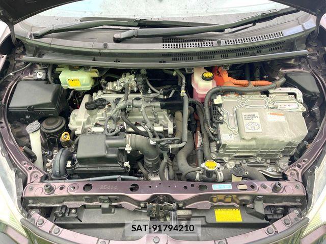 Toyota AQUA 2014-08 7249795-17