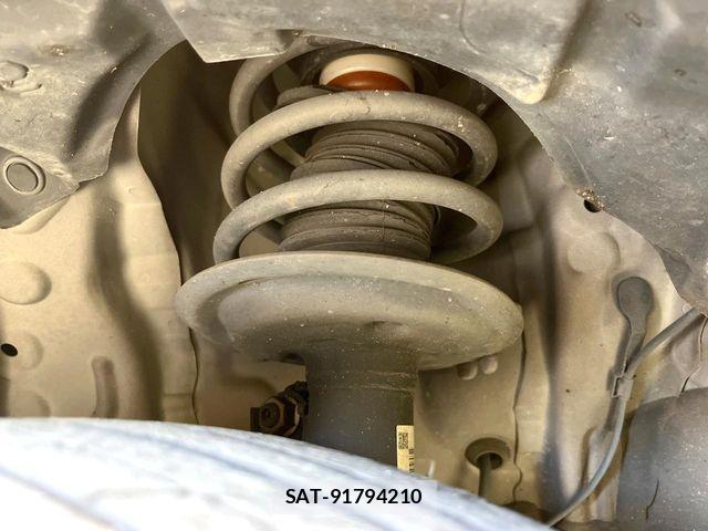 Toyota AQUA 2014-08 7249795-19