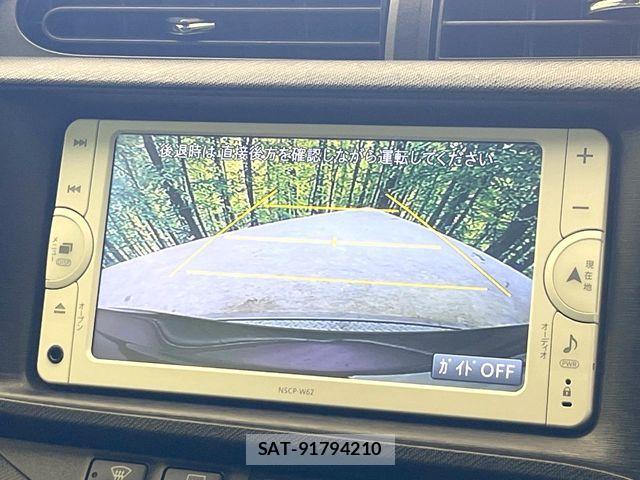 Toyota AQUA 2014-08 7249795-3