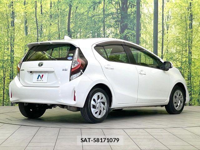 Toyota AQUA 2021-03 7249789-16