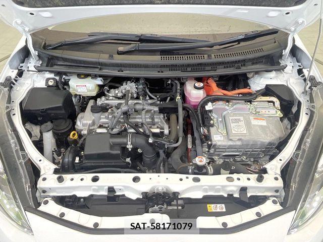 Toyota AQUA 2021-03 7249789-17
