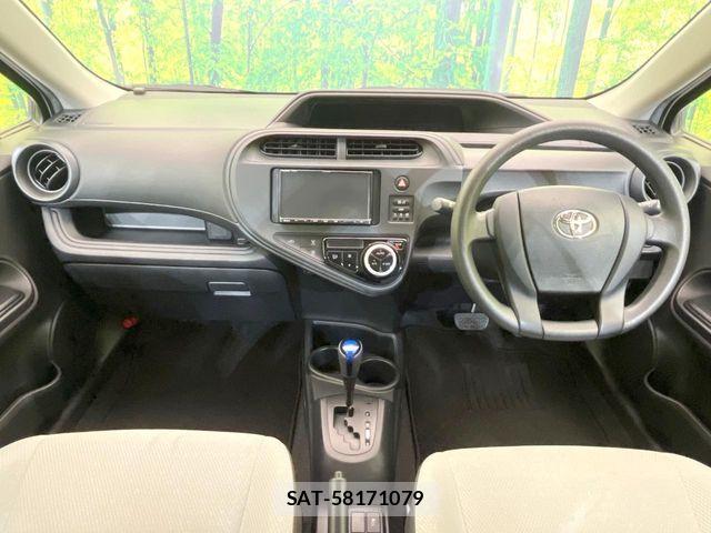 Toyota AQUA 2021-03 7249789-1