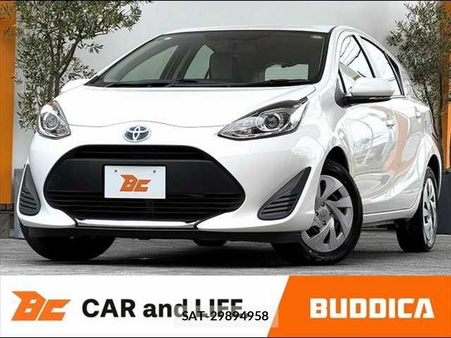 Toyota AQUA 2021-04 7249791-0
