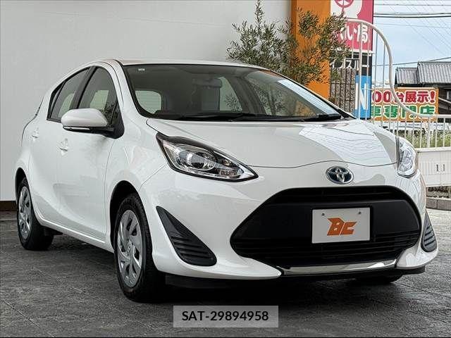 Toyota AQUA 2021-04 7249791-7