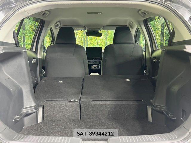 Toyota AQUA 2023-07 7249787-9
