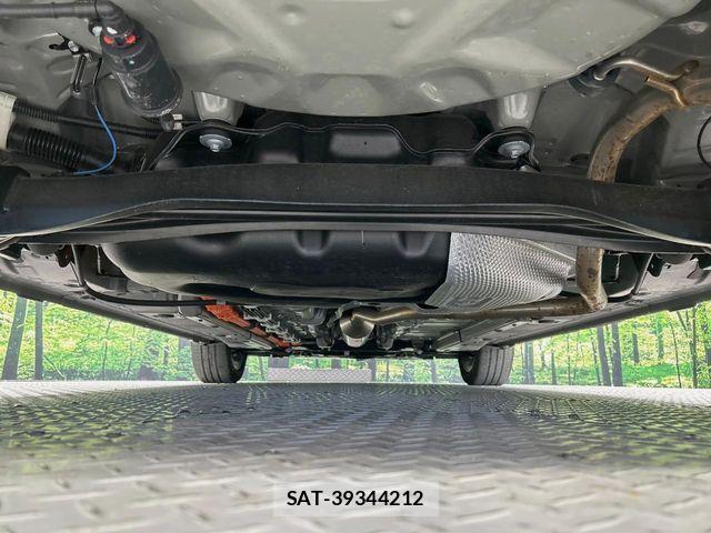 Toyota AQUA 2023-07 7249787-18