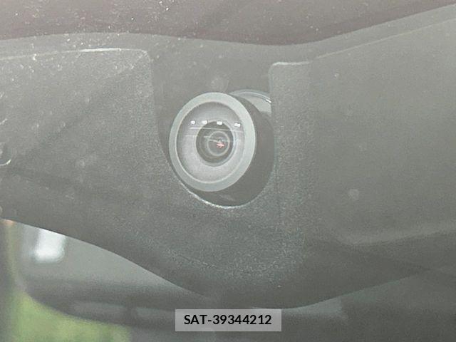 Toyota AQUA 2023-07 7249787-6