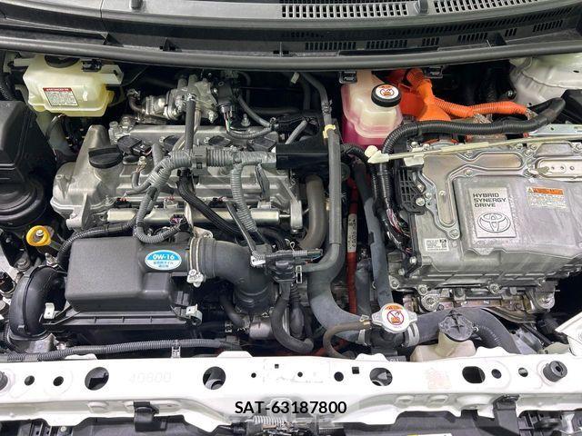 Toyota AQUA 2018-12 7249564-16