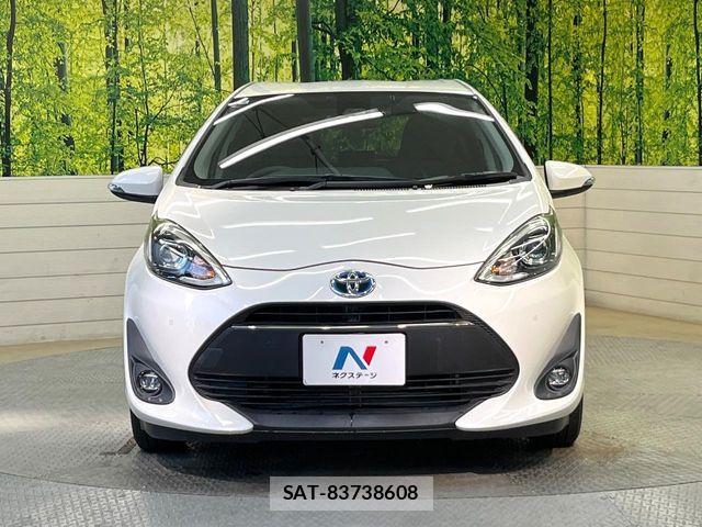Toyota AQUA 2018-05 7249563-13