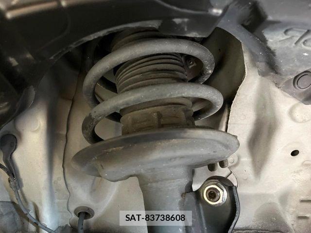 Toyota AQUA 2018-05 7249563-19