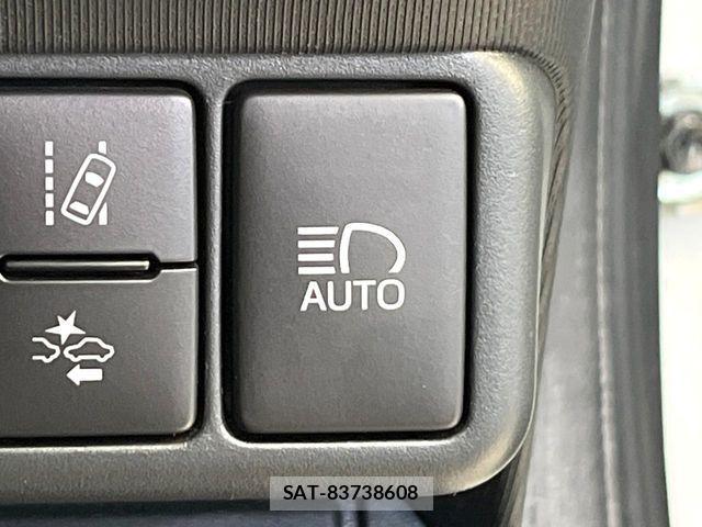 Toyota AQUA 2018-05 7249563-5