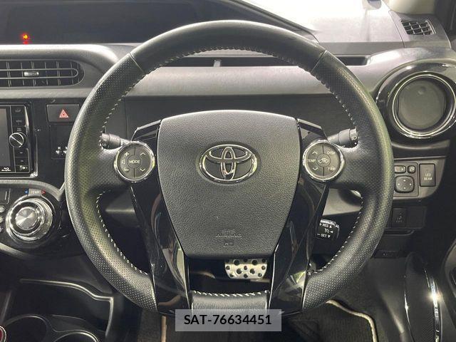 Toyota AQUA 2015-02 7249562-10