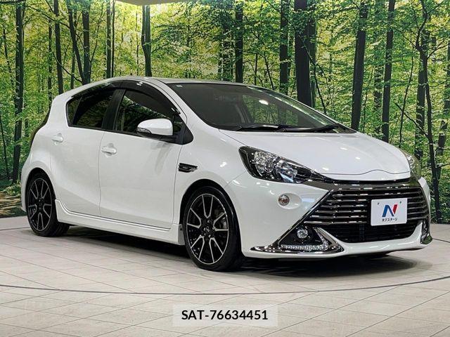 Toyota AQUA 2015-02 7249562-15