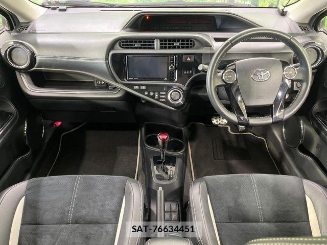Toyota AQUA 2015-02 7249562-1