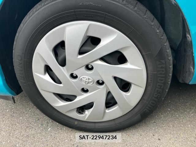 Toyota AQUA 2017-07 7249799-10