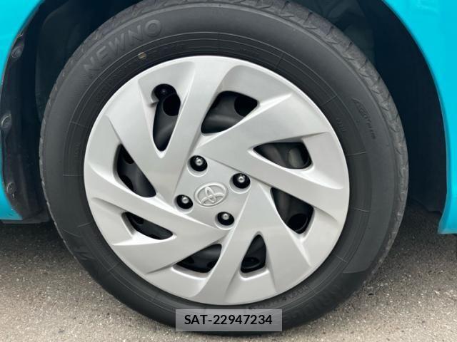 Toyota AQUA 2017-07 7249799-7