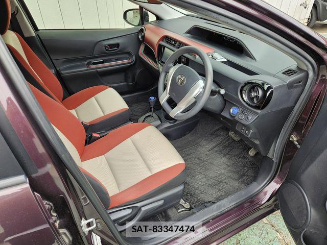 Toyota AQUA 2016-01 7249804-10